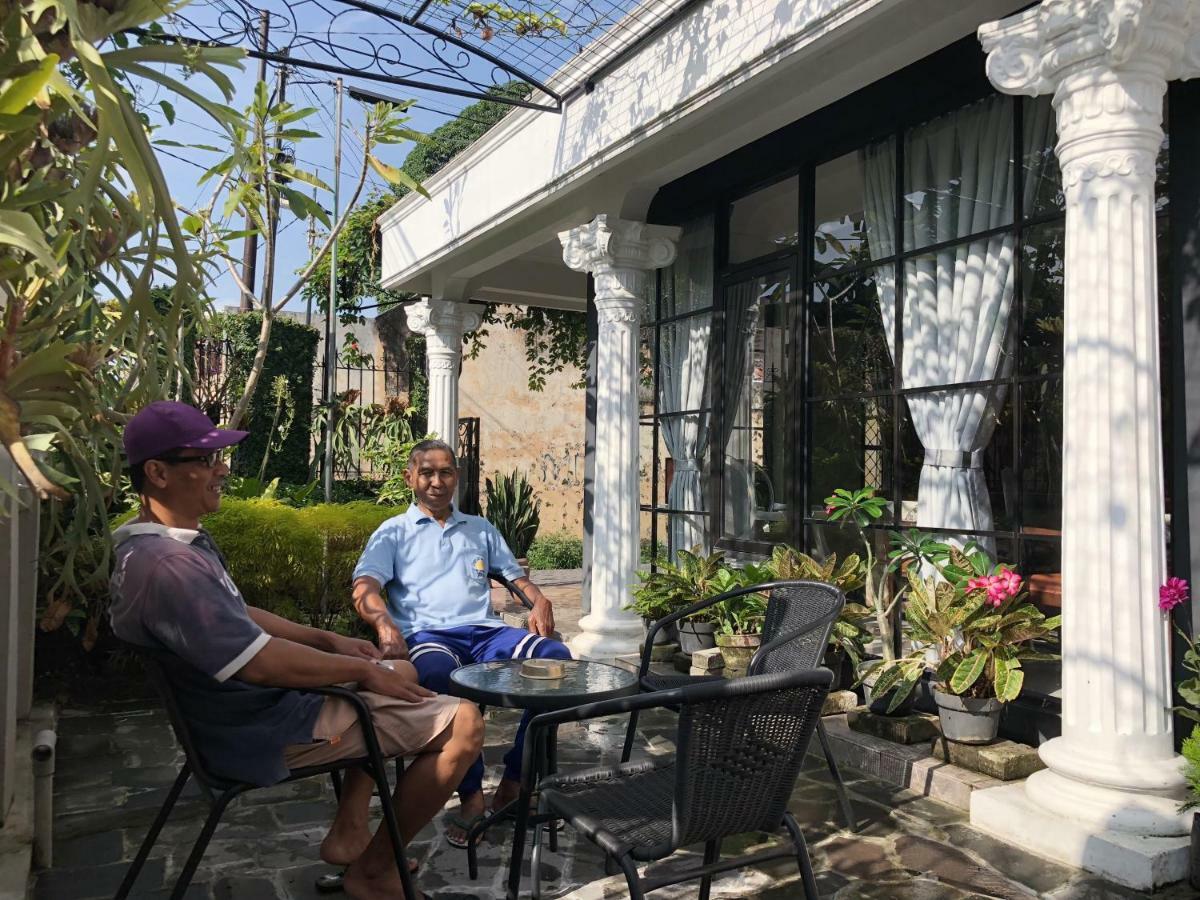 Argya Guesthouse Yogyakarta Esterno foto